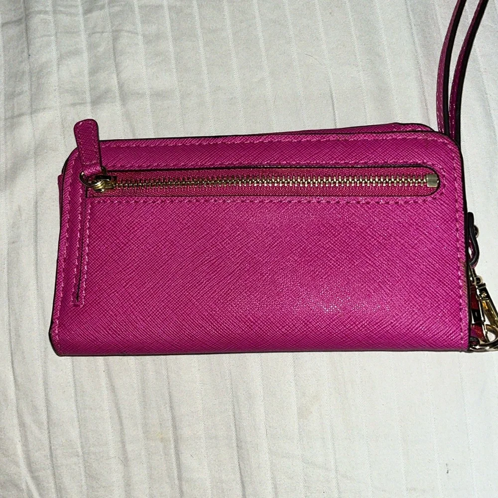 Micheal Kors Hot pink saffiano leather mobile wristlet card slot ID window